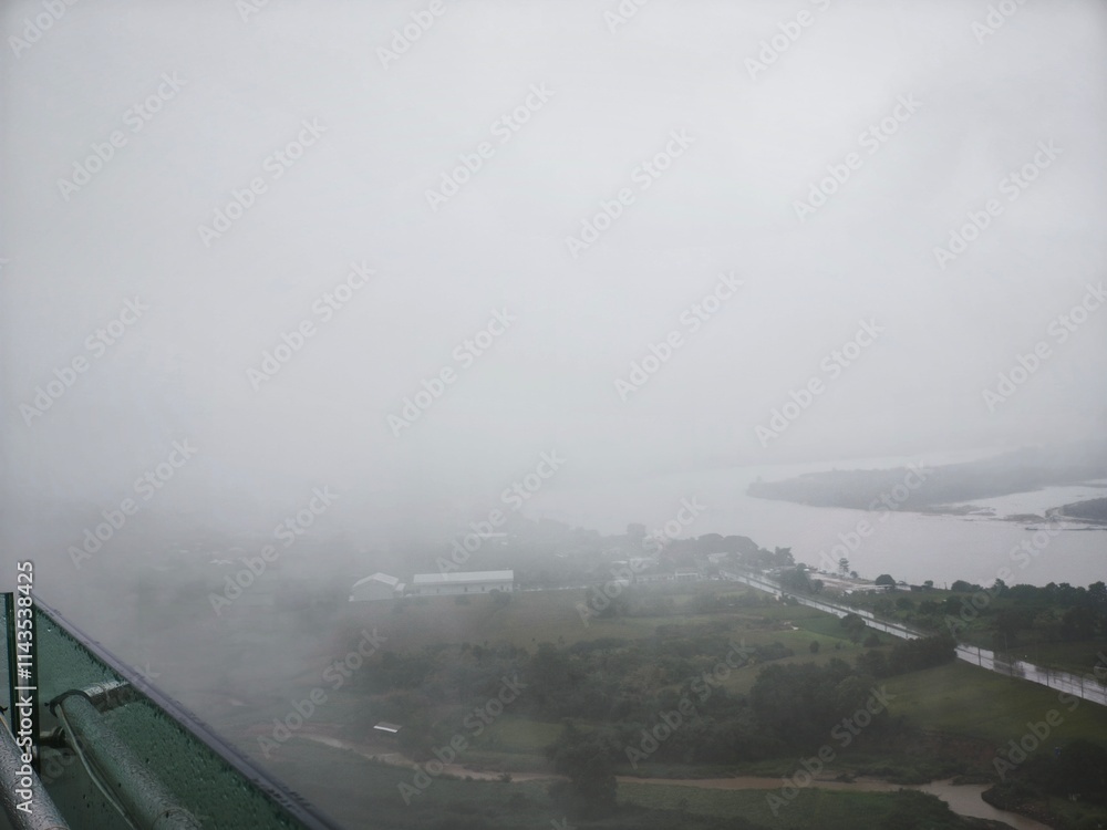 Obraz premium fog over the river