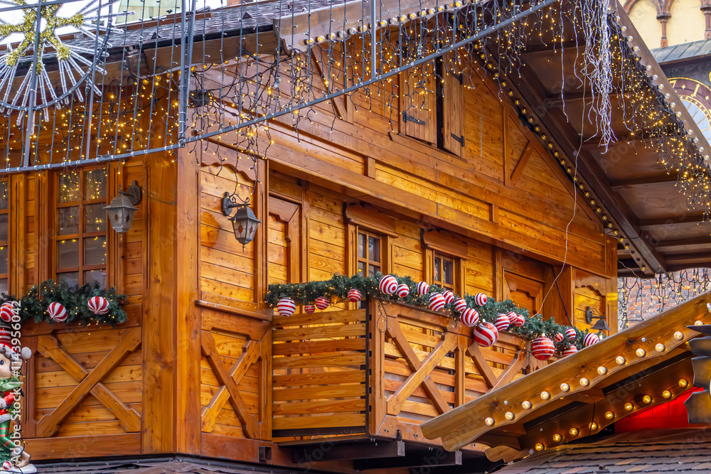 wooden booth, eco-friendly house at the Christmas market. original catering point. Christmas tree decorations and decorations, lights, baubles, garlands. wooden booth, eco-friendly house at the Christmas market. original catering point. Christmas tree decorations and decorations, lights, baubles, garlands.