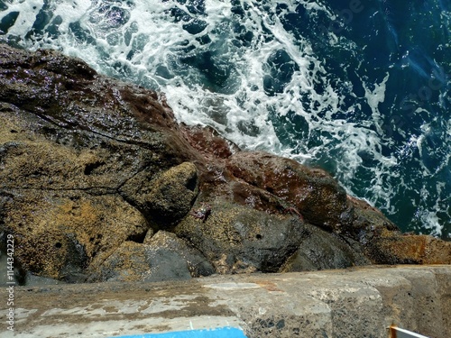 sea and rocks