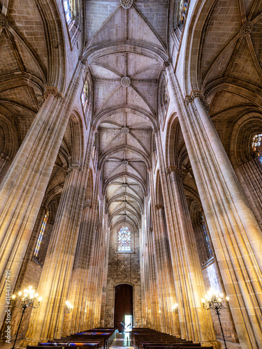 Fotografi Inside the church of the Monastery of Santa Maria da Vitoria, Our Lady of the Vi