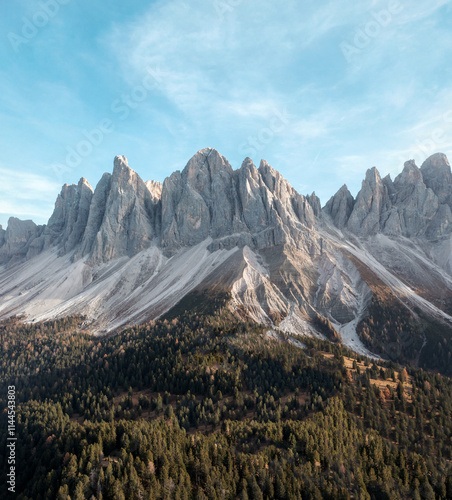 Obraz na płótnie Geisleralm in the Italian Dolomites w salonie