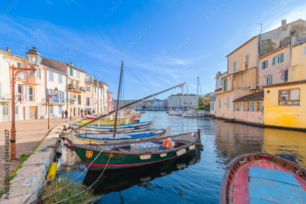 Obraz premium Port de Martigues, la Venise Provençale, dans le sud de la France, en Provence.