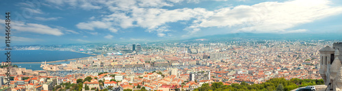 Obraz na płótnie Aerial panoramic view of old port and Marseille city. France w salonie