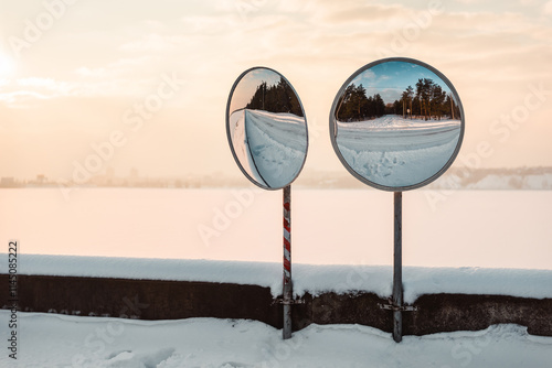 Εκτύπωση καμβά Two convex mirrors reflecting winter road