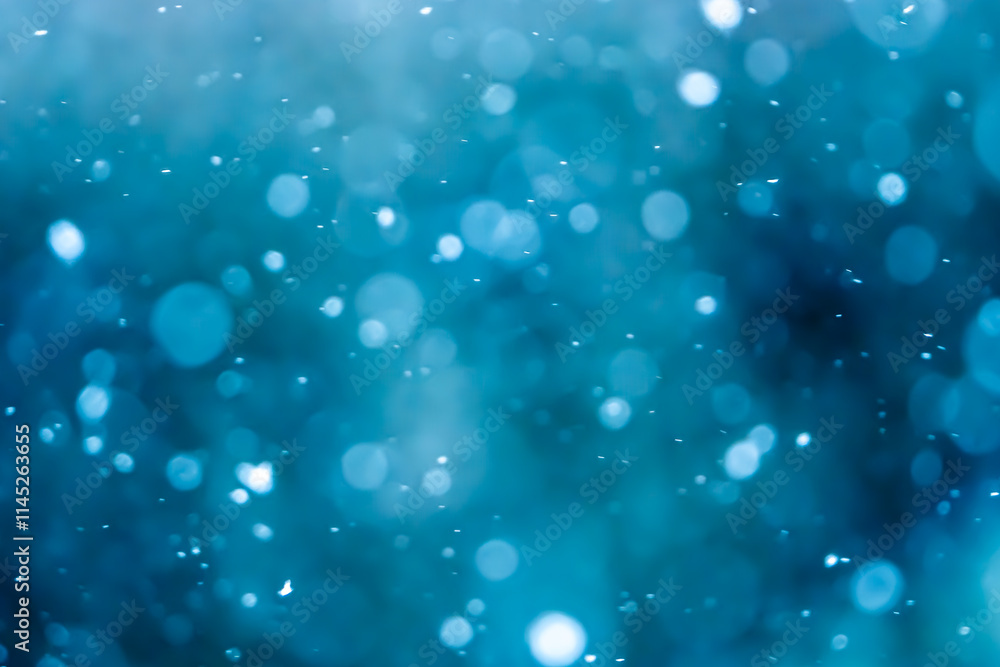 Snowflakes falling from the sky Snowflakes falling from the sky