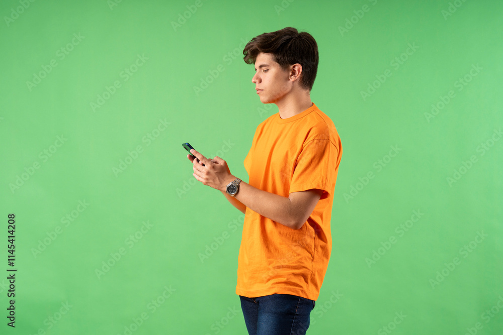 Young person expressing various emotions and body pains, pointing, using a cellphone, with colored backgrounds and wearing shirts of different colors Young person expressing various emotions and body pains, pointing, using a cellphone, with colored backgrounds and wearing shirts of different colors