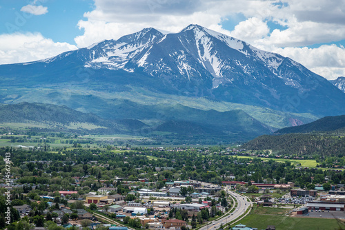 Obraz na płótnie Carbondale with Mt Sopris view w salonie