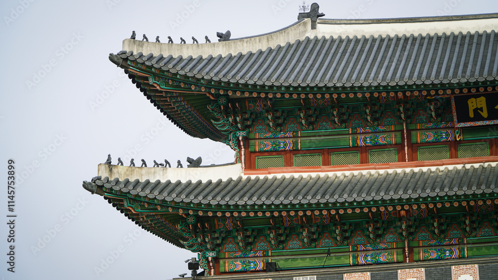 Naklejka premium External view of Geunjeongjeon Hall at Gyeongbokgung Palace
