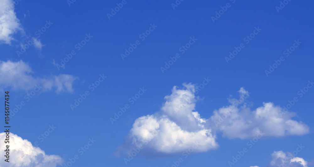 Naklejka premium Clear sky nature background texture