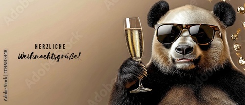 Herzliche Weihnachtsgrüße: Panda mit Champagner und Sonnenbrille feiert Weihnachten photo