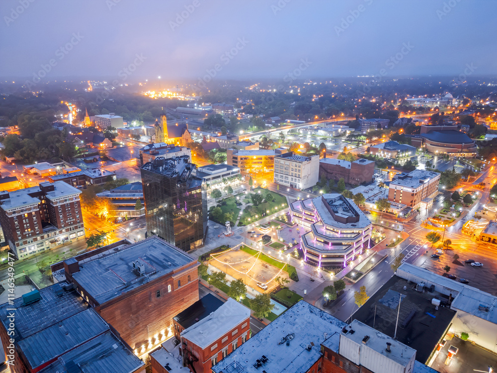Fototapeta premium Springfield, Ohio, USA Town at Blue Hour