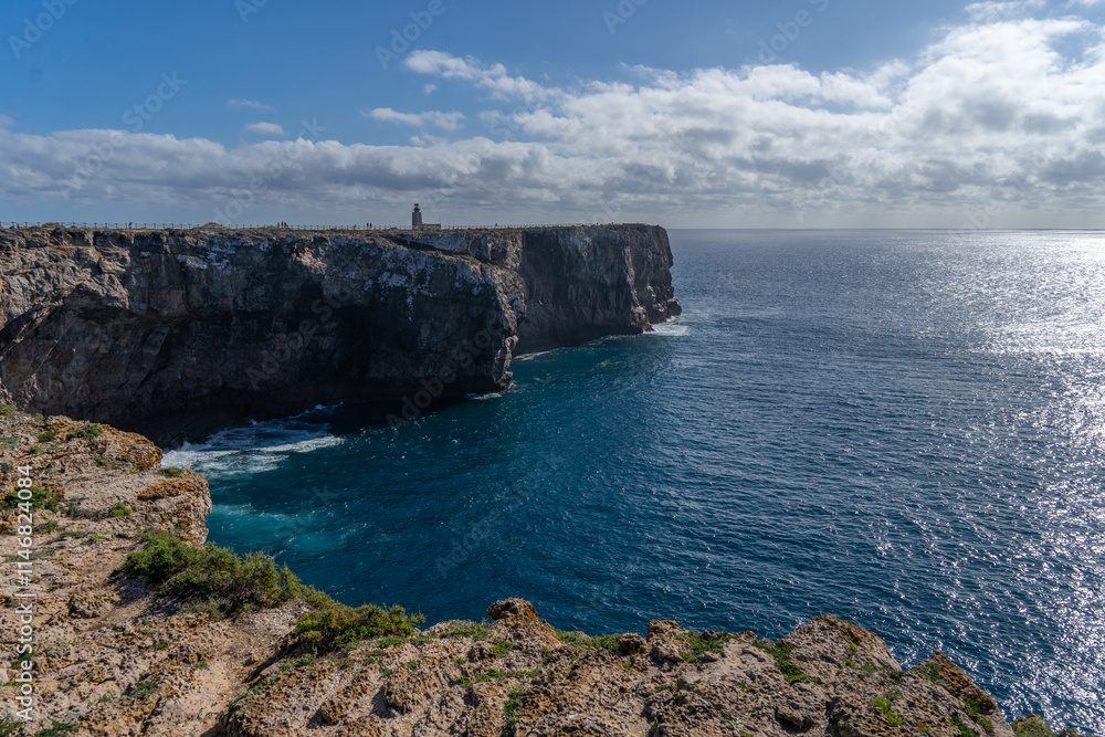 Steilküste mit Leuchtturm Portugal Sagres Steilküste mit Leuchtturm Portugal Sagres