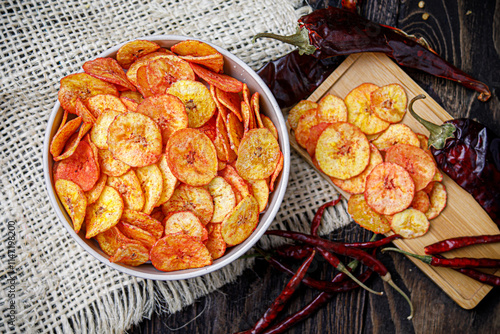 Chips de plátano deshidratados caseros photo