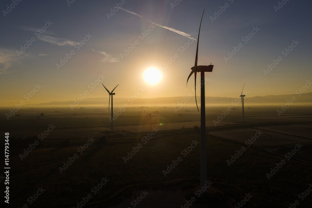 Obraz premium The image of the wind blades, which is one of the renewable energy sources and used in electricity generation.