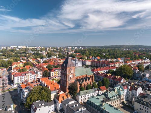 Obraz na płótnie Summer skyline cityscape of Koszalin, West Pomerania (Zachodniopomorskie), Poland. Aerial panoramic view of Old Town square (Koszaliński Rynek Staromiejski) with Town Hall (Ratusz) and Cathedral w salonie