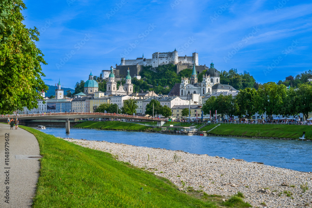 Obraz premium The City of Salzburg with Salzach River and Fortress Hohensalzburg in the State of Salzburg in Austria.