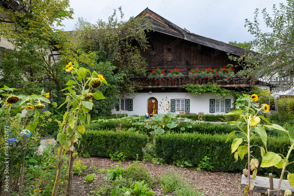 Polz´n Kaspar Haus, Bauerngarten, Garmisch, Garmisch-Partenkirchen, Oberbayern, Bayern, Deutschland, Europa Polz´n Kaspar Haus, Bauerngarten, Garmisch, Garmisch-Partenkirchen, Oberbayern, Bayern, Deutschland, Europa