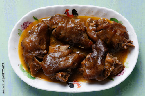 Obraz na płótnie red braised pig trotters w salonie