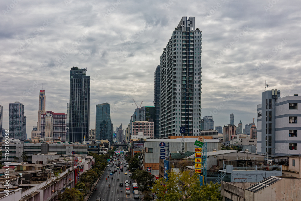 Fototapeta premium Bangkok avenue