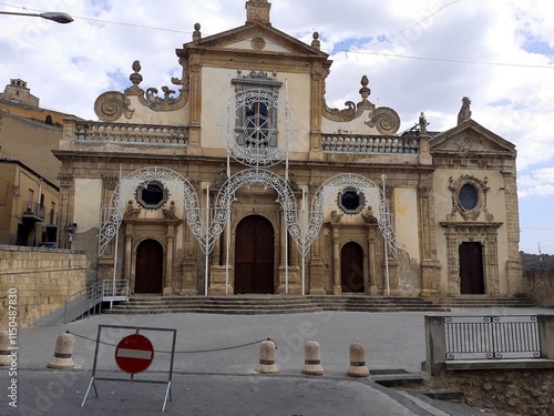 Foto La chiesa madre di Leonforte.