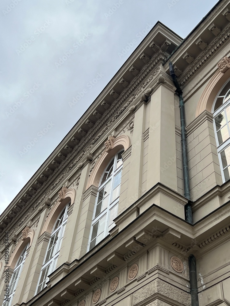 Obraz premium A stone building facade