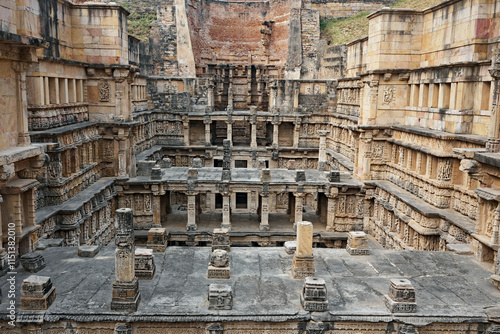 Wallpaper Mural The splendid stepwell of Patan: Rani Ki Vav Torontodigital.ca