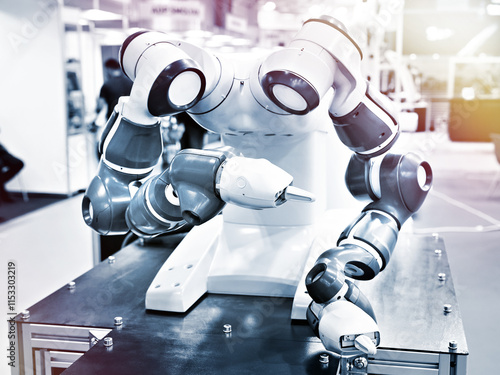 Tableau sur toile Robot with arms manipulator