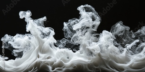 Humo abstracto en fondo negro photo