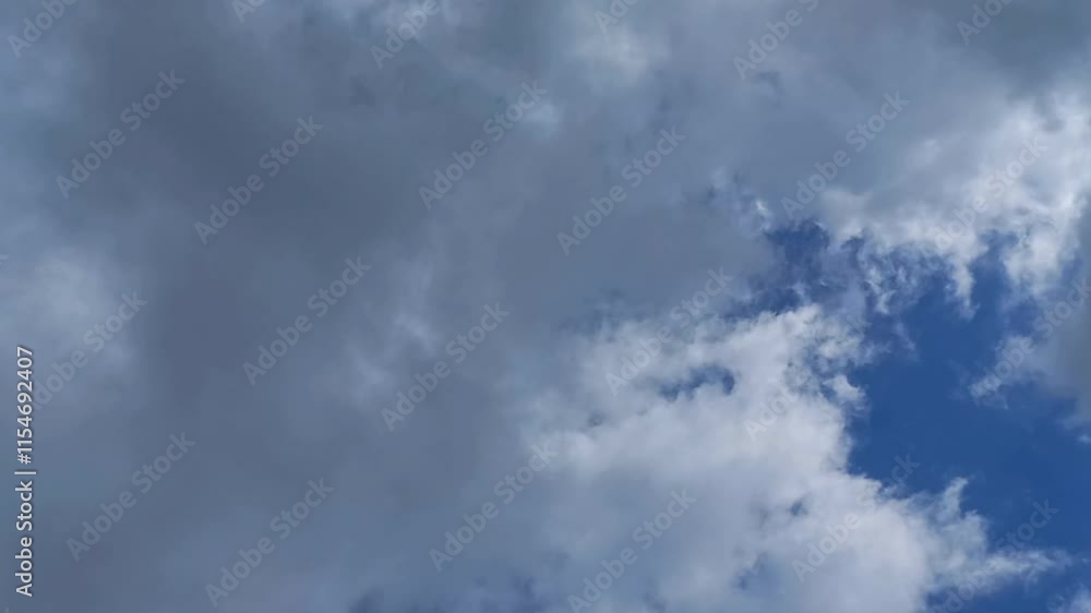 Timelapse. Sunlight And Sunray At Daylight Sunshine Day. Cloudscape Traveling Over A Wide Space Of Nature Clear Sky. Clouds Moving In Opposite Direction. Timelapse. Sunlight And Sunray At Daylight Sunshine Day. Cloudscape Traveling Over A Wide Space Of Nature Clear Sky. Clouds Moving In Opposite Direction.