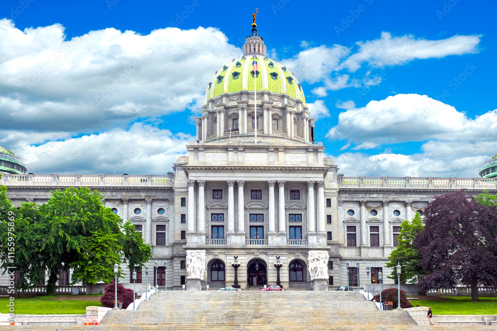 Obraz premium State capitol capital building at Harrisburg PA Pennsylvania.