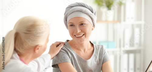 Konstfotografi Woman after chemotherapy visiting doctor in hospital