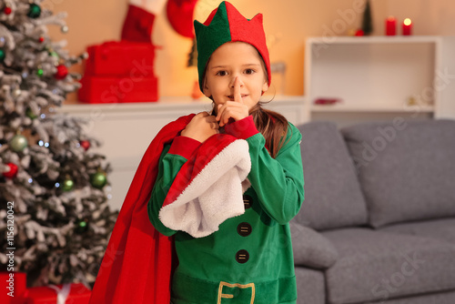 Young girl dressed as chris...