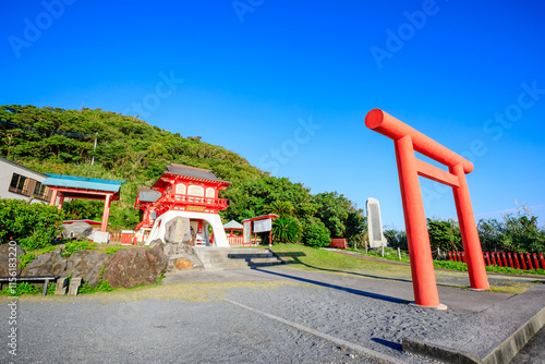 秋の龍宮神社　鹿児島県指宿市　
Ryugu Shrine in autumn. Kagoshima Pref, Ibusuki City. photo