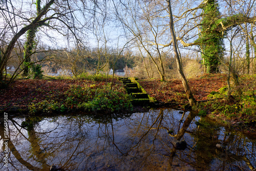 The Loing canal in Dordives village