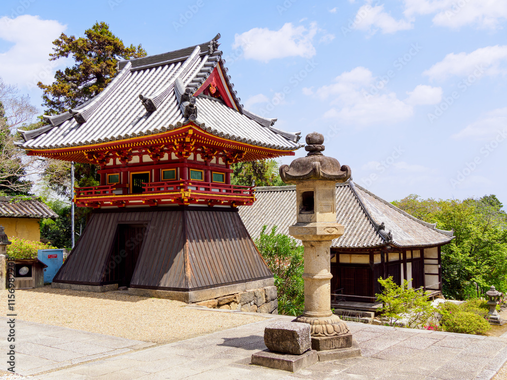 Naklejka premium 【奈良県】大和郡山市 矢田寺(金剛山寺) (2024/04/17撮影)