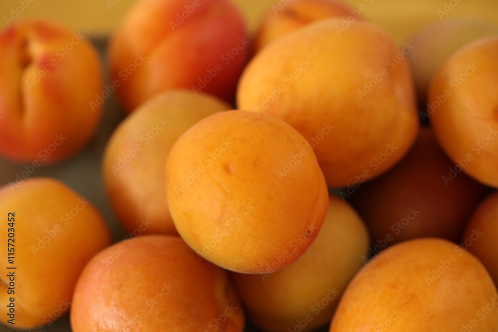 Fresh and Juicy Apricots: Nature's Sweetness Fresh and Juicy Apricots: Nature's Sweetness