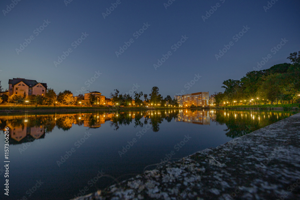 Obraz premium Koenigsberg pond in the evening