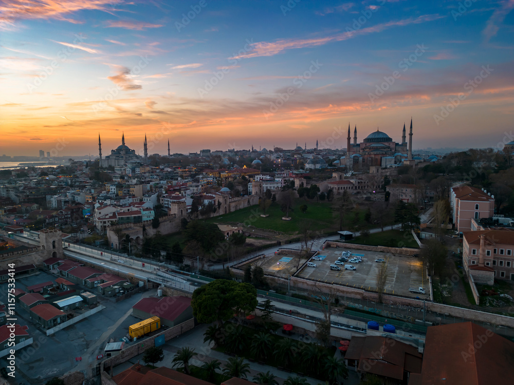 Obraz premium Aerial panorama of Istanbul city