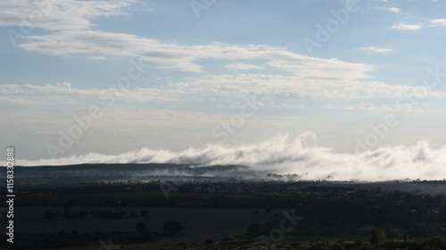 Video de un paisaje con nubes