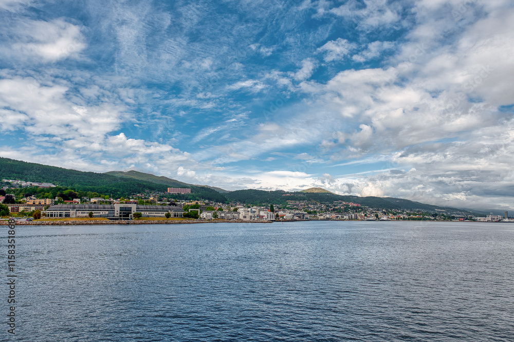 Obraz premium Molde is a coastal municipality in Møre og Romsdal county, Norway.