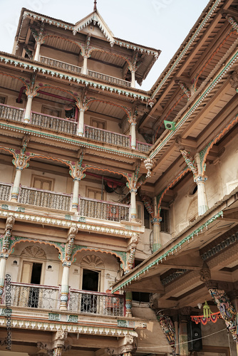 Obraz na płótnie A Spiritual Masterpiece: The Swaminarayan Temple in Ahmedabad w salonie