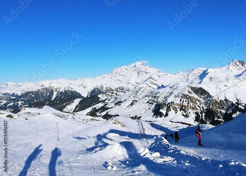 Mont blanc sous le soleil d'hiver
