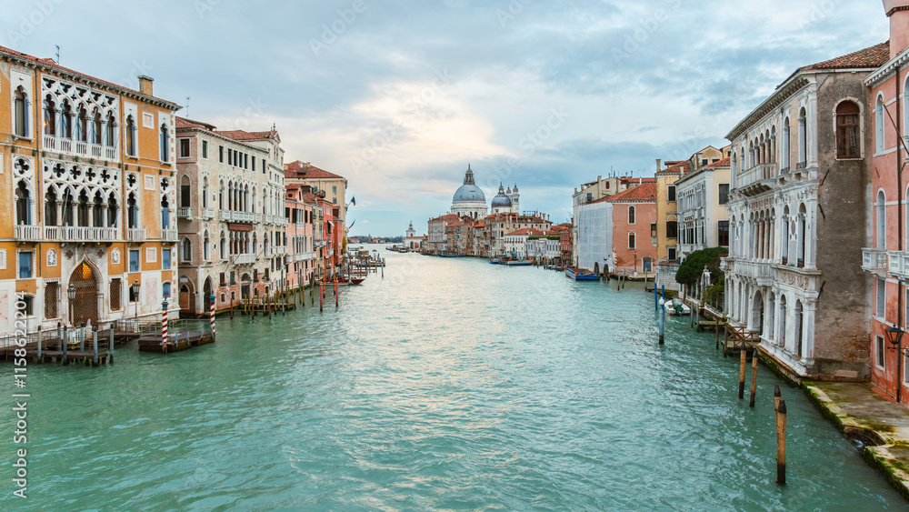 Fototapeta premium Venice Grand Canal with Historic Architecture and Santa Maria della Salute Basilica