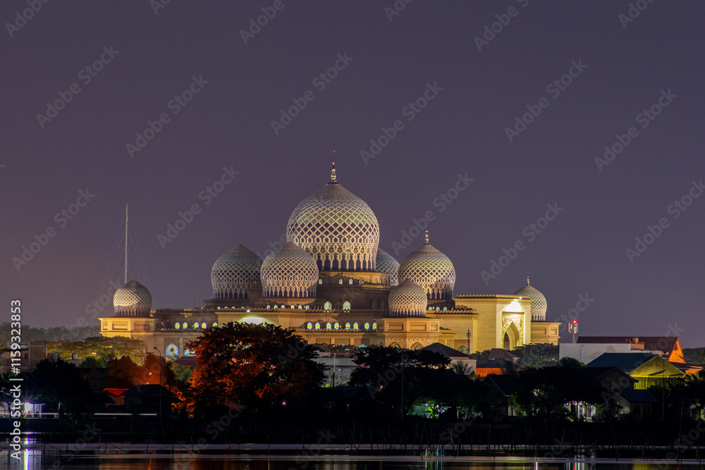 Obraz premium Mosque at night