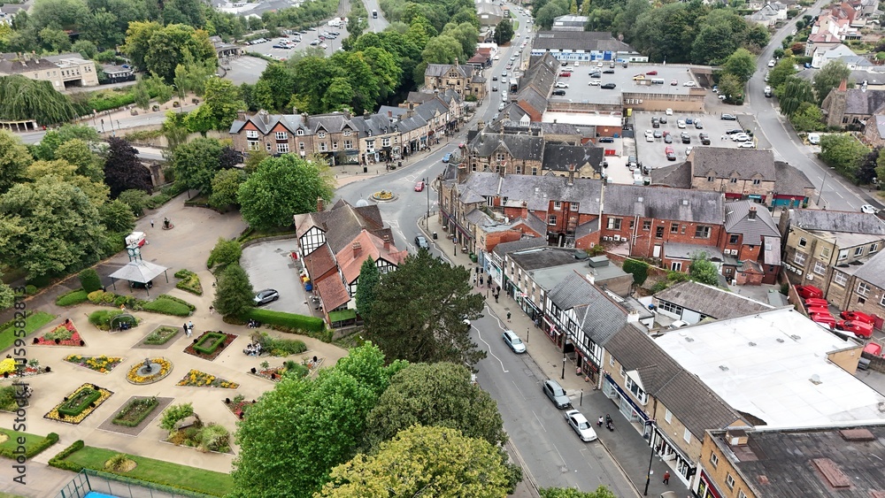 Fototapeta premium Drone Views of Derbyshire’s Hidden Gems: Matlock & Beyond