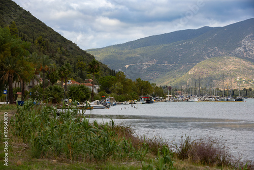 Widok na góry na greckiej wyspie Lefkada, letni urlop, letnie podróże, tło dla projektu, tapeta, krajobraz	 photo