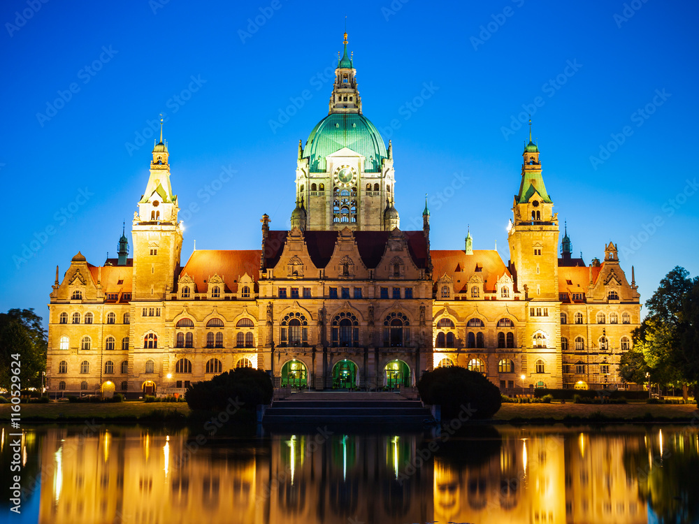 Fototapeta premium New Town Hall in Hannover