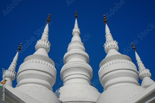 Obraz na płótnie Mini view of Manfeilong White Pagoda in Dai Scenic Area of China Ethnic Museum w salonie