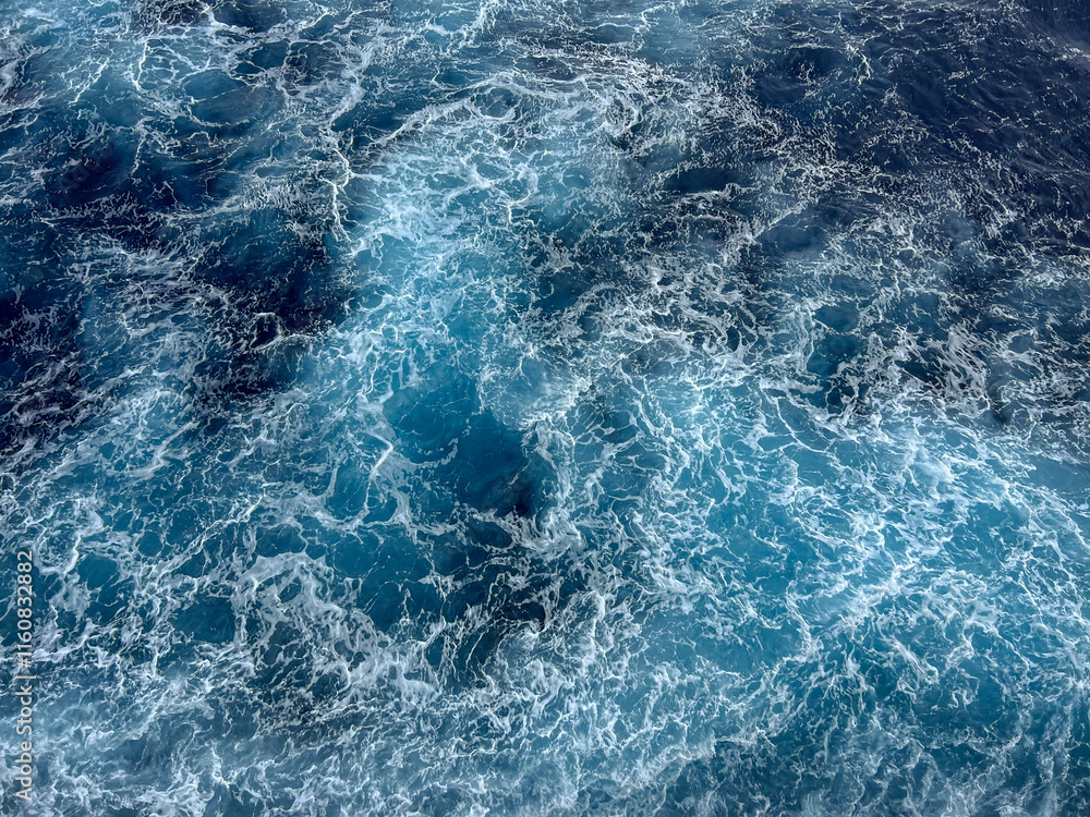 Fototapeta premium Turbulent Ocean Waves