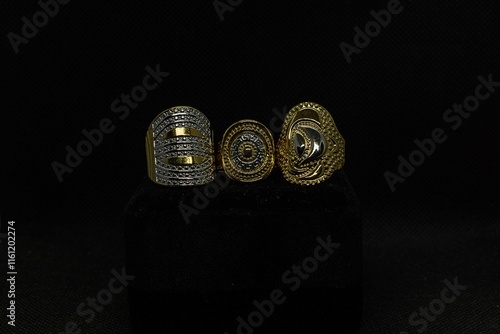 ring with diamonds